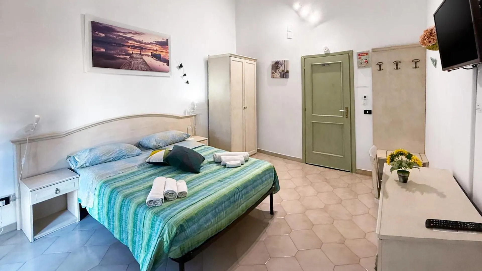 *** Nocleg ze śniadaniem Bed And Breakfast Station Brindisi Włochy